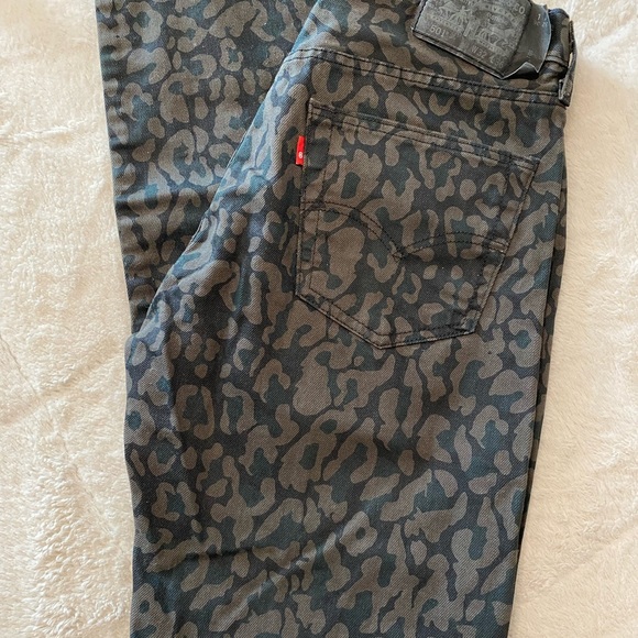 501 Levi’s - Picture 4 of 7